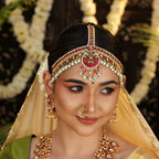 92.5 Silver Kundan Matha Patti Maangtikka by Tavya Jewellery - close-up detail