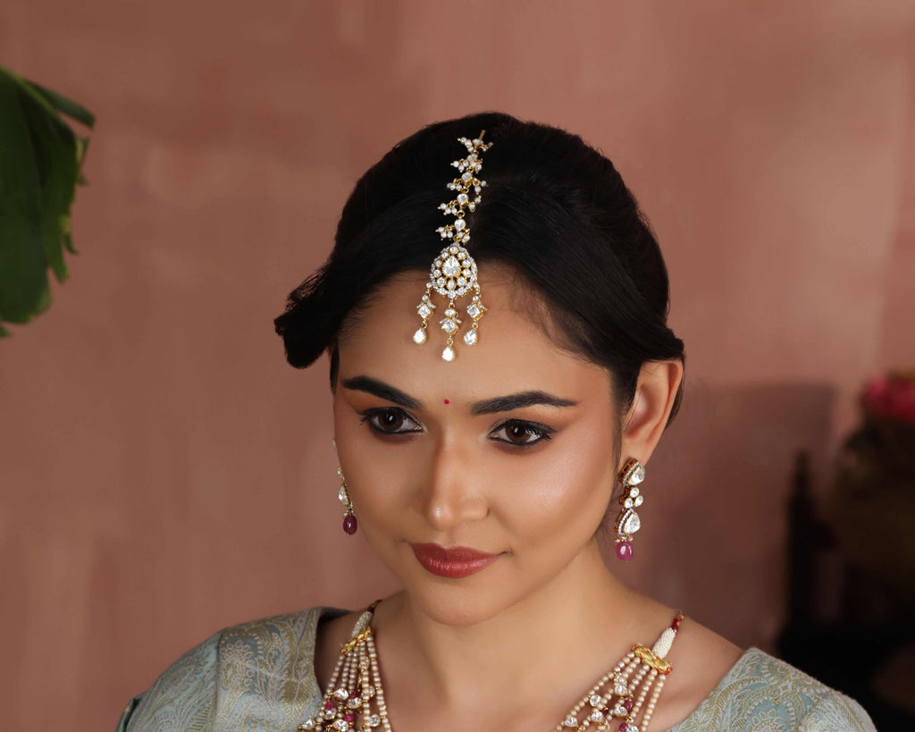 92.5 Silver Royal Kundan Pearl Maangtikka by Tavya Jewellery - close-up detail