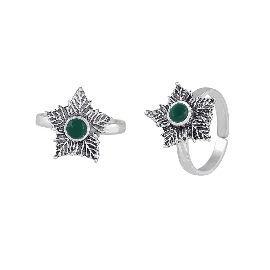 92.5 Silver Green Stone Toe Rings featuring oxidized silver star-shaped design with textured leaf patterns and central green gemstone.