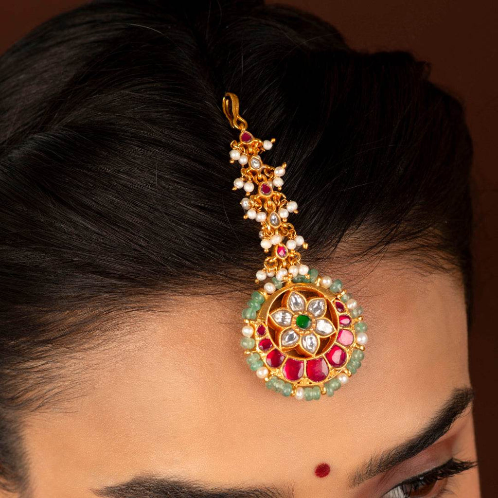 Floral Multi-Stone Maang Tikka in 92.5 SilverFloral Multi-Stone Maang Tikka