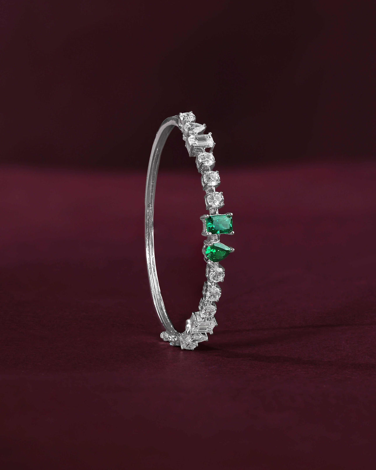 Modern Geometric Green Stone Silver Bracelet by Tavya Jewellery - close-up detail