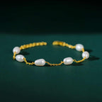 Organic Freshwater Pearl Link Silver Bracelet by Tavya Jewellery - close-up detail