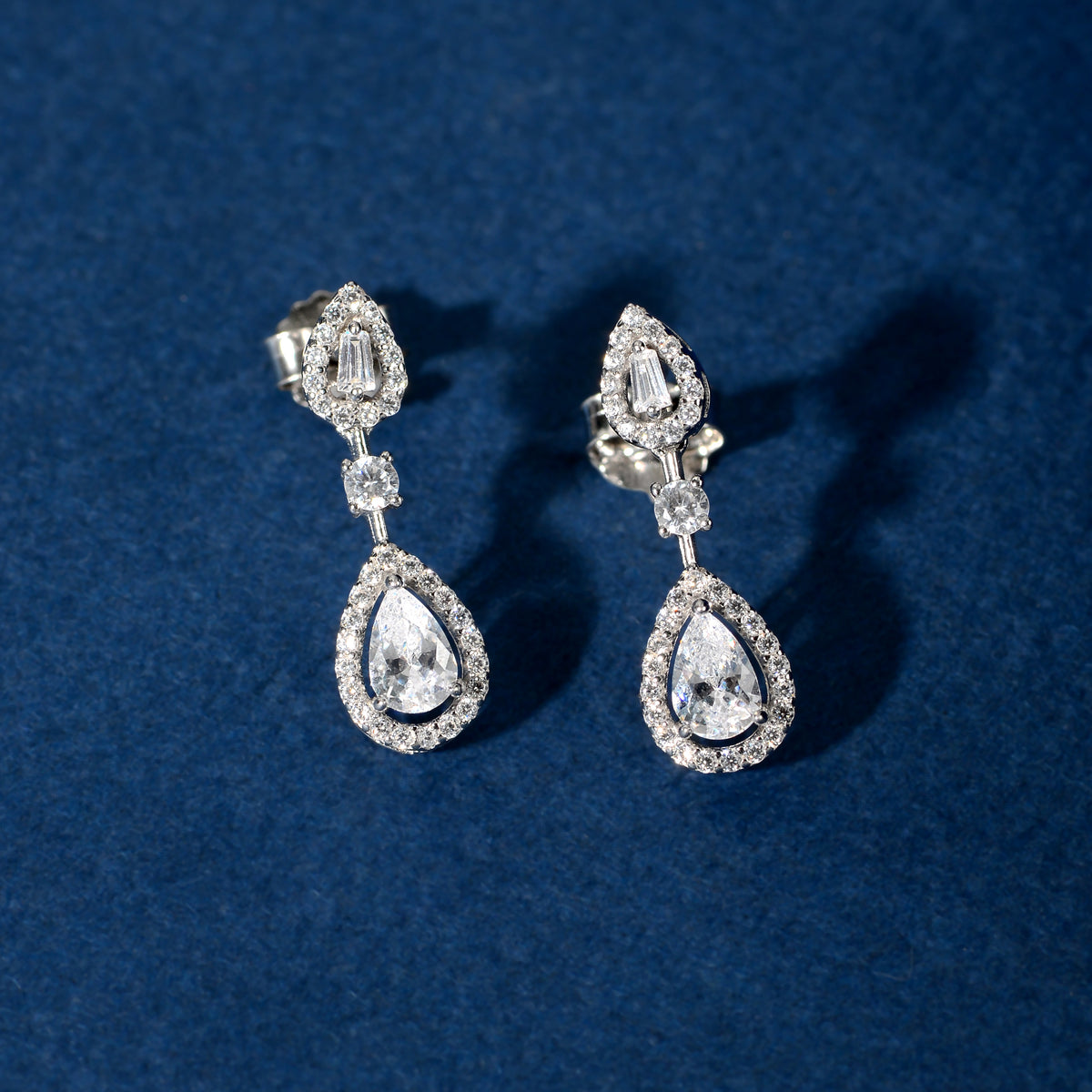 Silver Halo Teardrop Set by Tavya Jewellery - side view