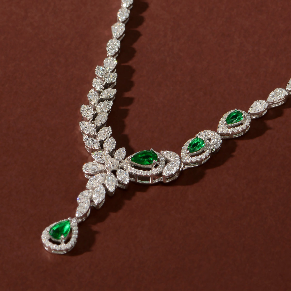 Silver Emerald Vine Set by Tavya Jewellery - close-up detail